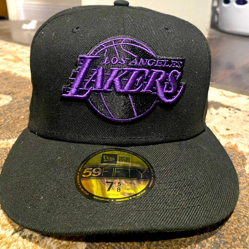 New era Fitted Lakers Hat